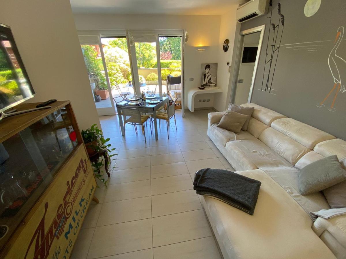 Appartement Alpi Giulie à Verbania Extérieur photo