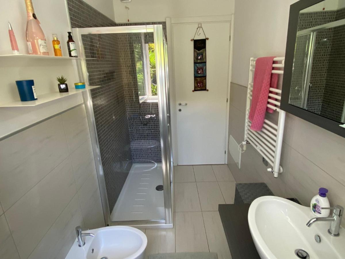 Appartement Alpi Giulie à Verbania Extérieur photo