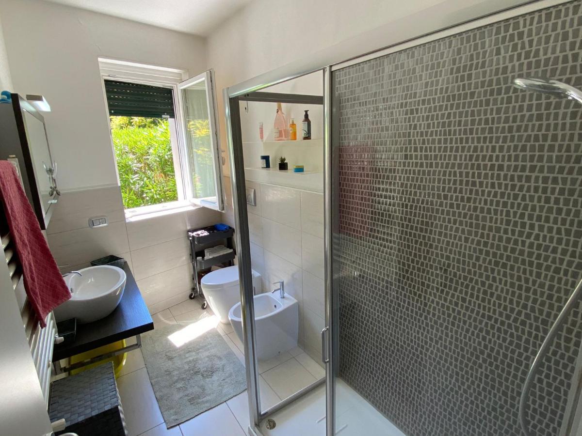 Appartement Alpi Giulie à Verbania Extérieur photo
